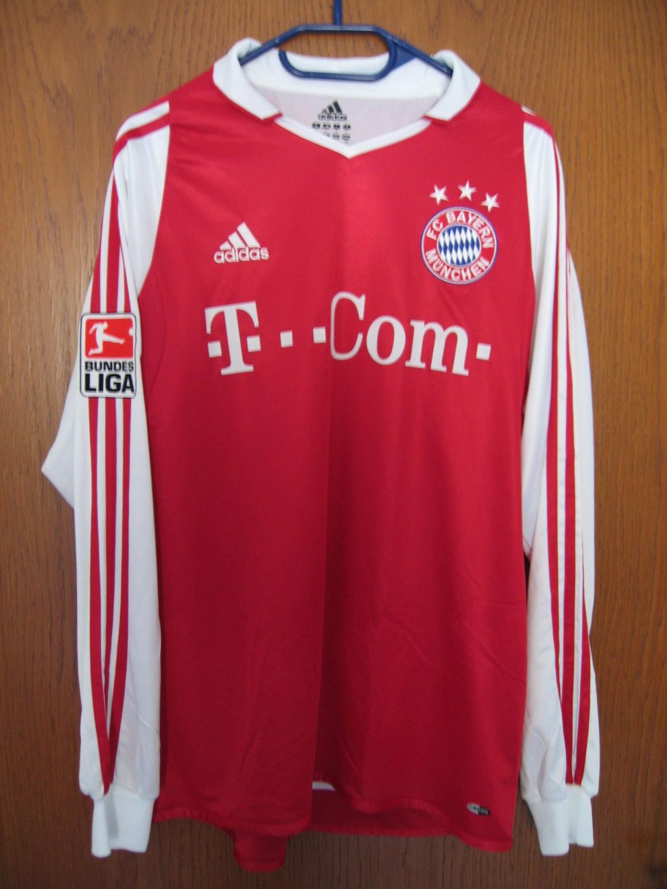 trikot-126-bayern-trochowski-fF7881173-2D29-CD83-AAF1-F0DBB7B4FE30.jpg