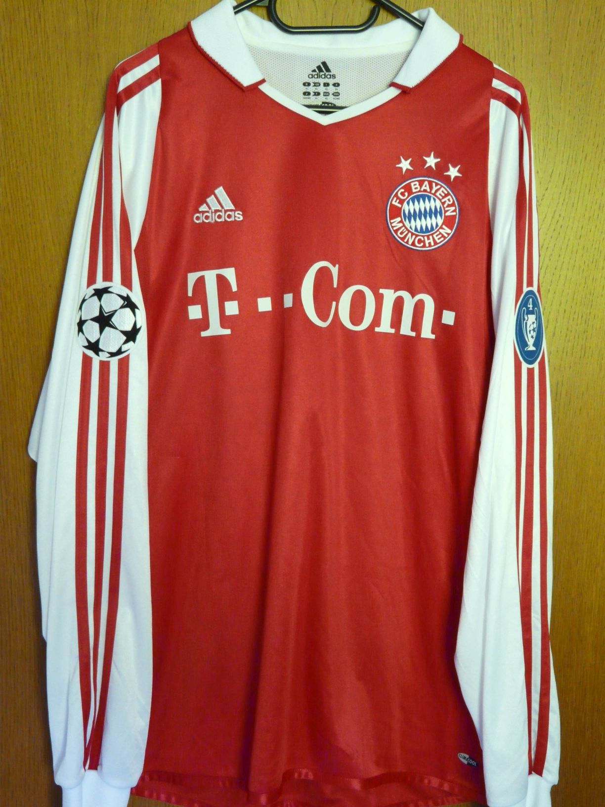 trikot-381-bayern-zickler-fB701A07C-F8B3-DAAB-9297-32CFDF6D4A4B.jpg