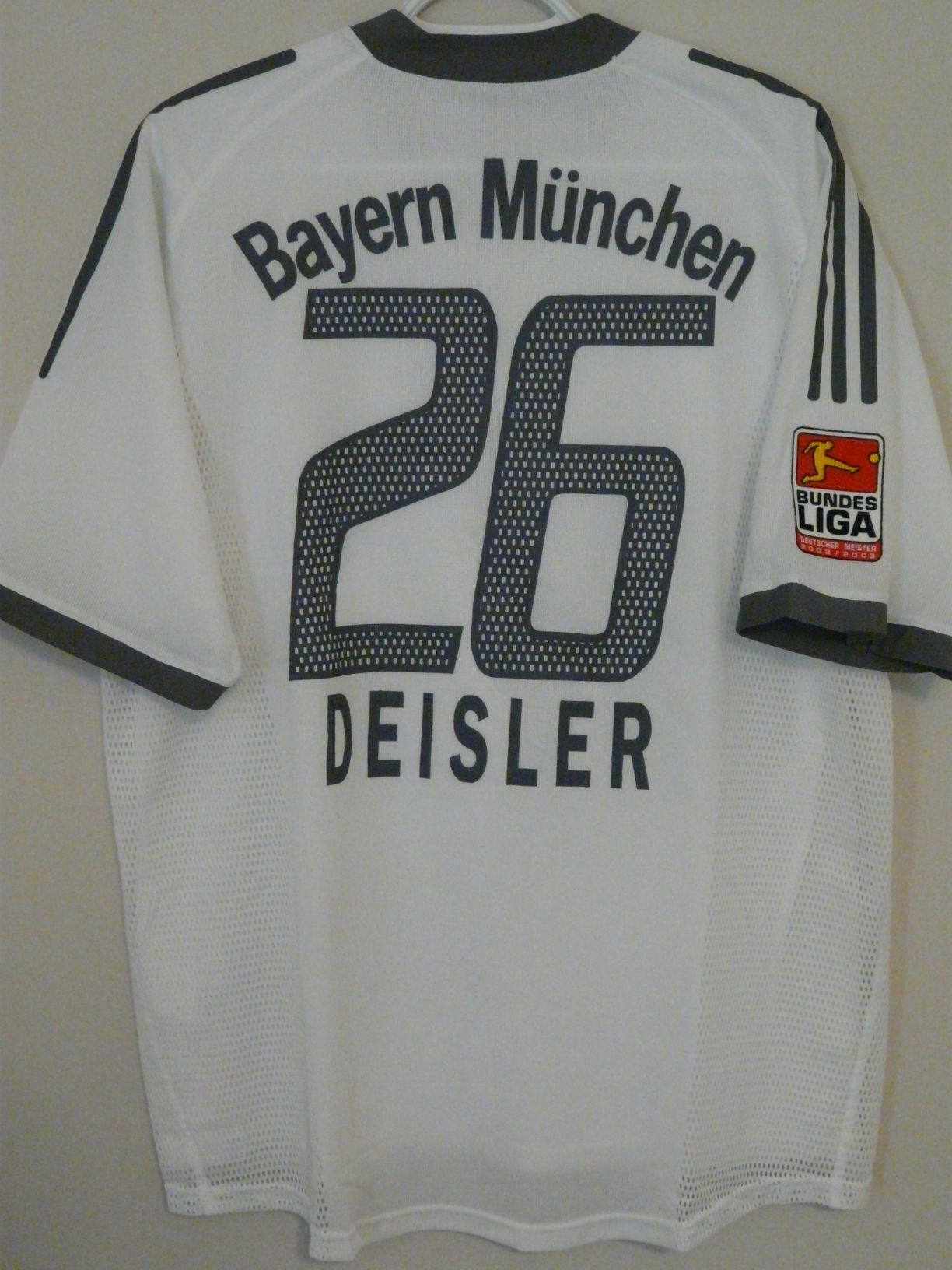 trikot-573-bayern-deisler-r843190B9-2F0B-FA32-A1FB-E603A6008DE0.jpg