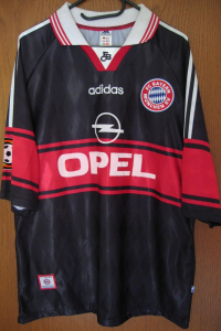trikot-223-bayern-daei-fC61BE894-E426-707C-773E-5E140A52539D.jpg
