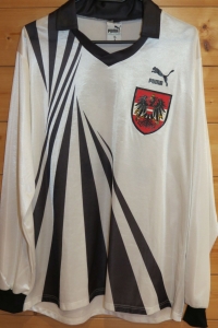 trikot-1701-oesterreich-pfeifenberger-fB9E30809-07E3-4DC5-5F35-0ECABEA0F943.jpg