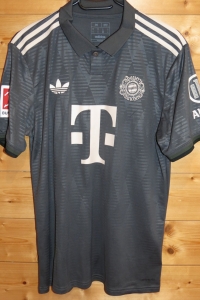 trikot-1711-bayern-musiala-fAFF63007-1668-9428-0548-3D4C43A60CB1.jpg