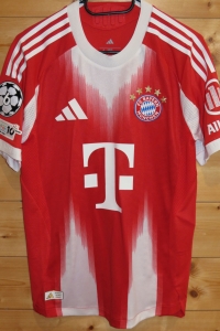 trikot-1755-bayern-karl-f5939CF36-ED34-6DEF-BBF5-66BD67E0C0CF.jpg