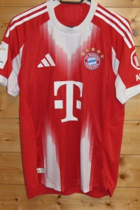 trikot-1757-bayern-gnabry-f601FD41D-0F9E-64FB-991F-96CABC6336F2.jpg