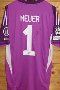 trikot-1768-bayern-neuer-r0EE7B27B-355F-BAE7-2EF3-0F5B80DD750F.jpg