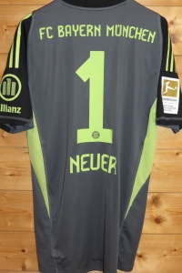 trikot-1770-bayern-neuer-rEC6A4C58-0BF8-F6DC-311A-6FCAC435E203.jpg