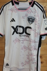 trikot-1793-dcunited-durkin-f15701C79-9D42-8B85-8548-ED752E98EA77.jpg